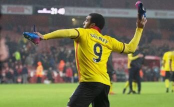 Deeney del Watford, denuncia amenazas a su hijo por negarse a entrenar