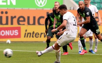 Eintracht propina doloroso revés al Wolfsburgo