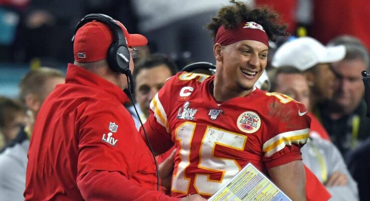 Ya era hora: Mahomes y los Chiefs negocian extensión