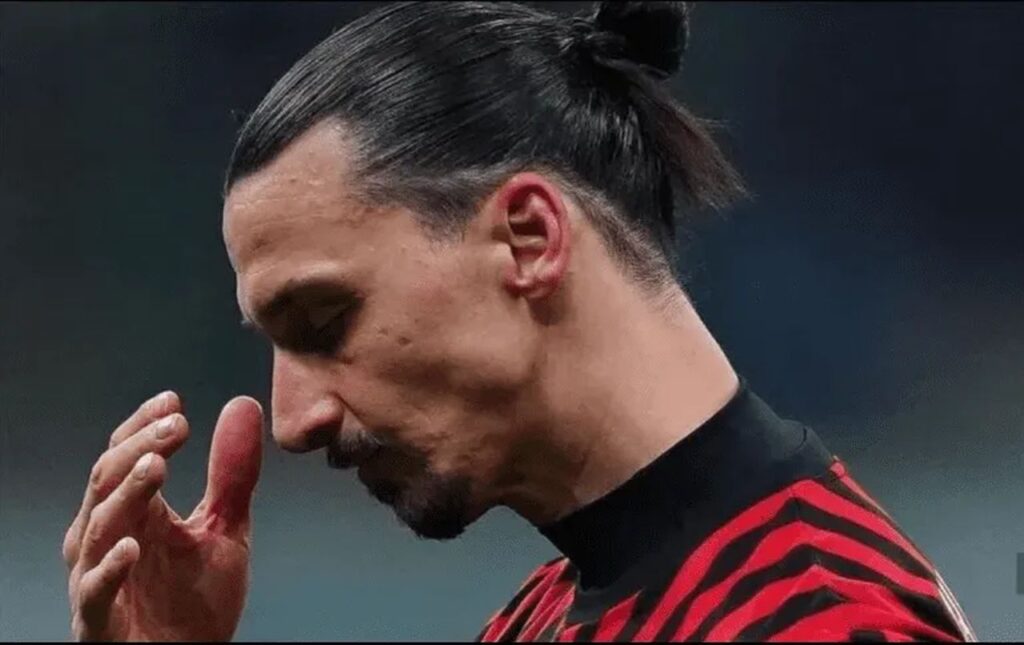 Zlatan Ibrahimovic sufre una lesión que terminaría con su carrera