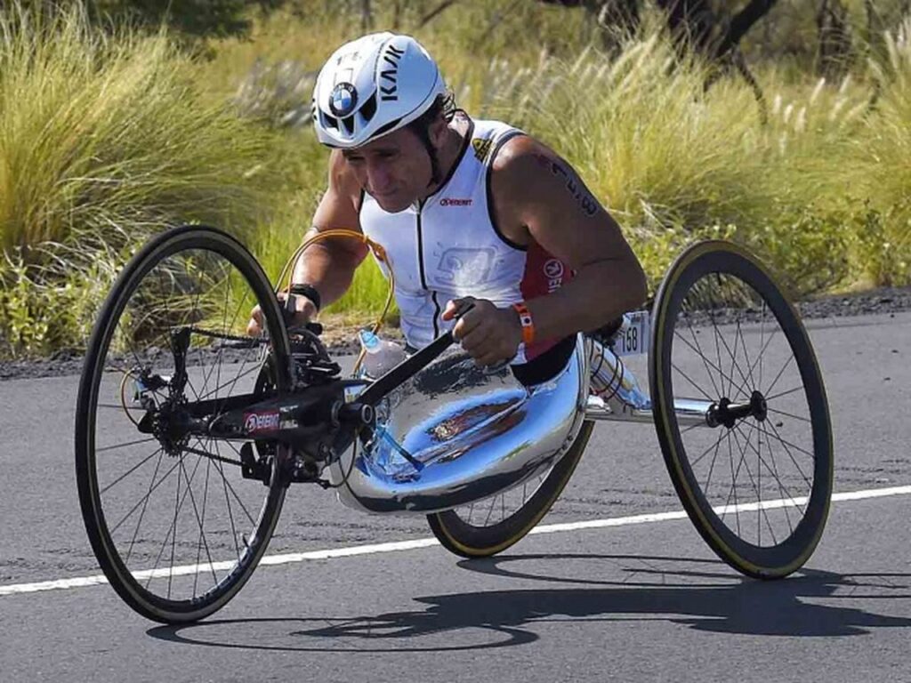 Conmoción en Italia; Alex Zanardi sigue grave