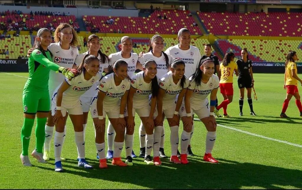 Cruz Azul anuncia 14 casos de coronavirus en su equipo femenil