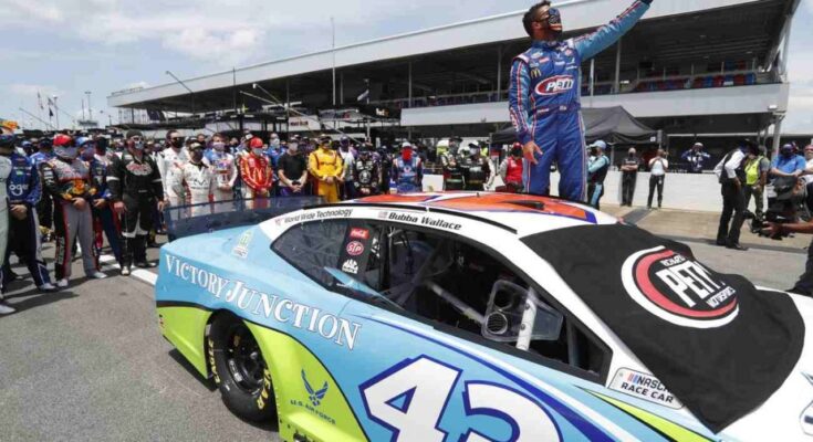 El gesto solidario de los pilotos de NASCAR para Bubba Wallace