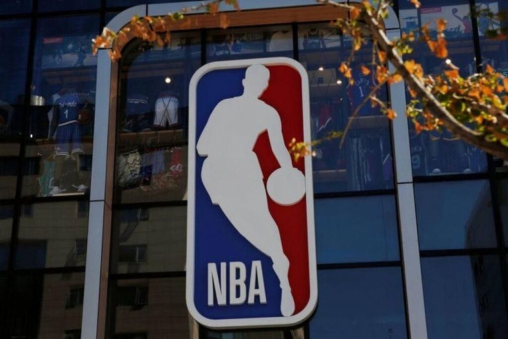 Equipos de NBA someten a pruebas de coronavirus a sus jugadores