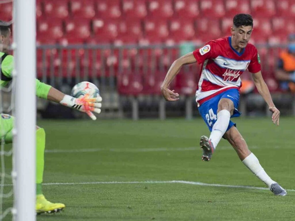 Granada viene de atrás y vence al Getafe