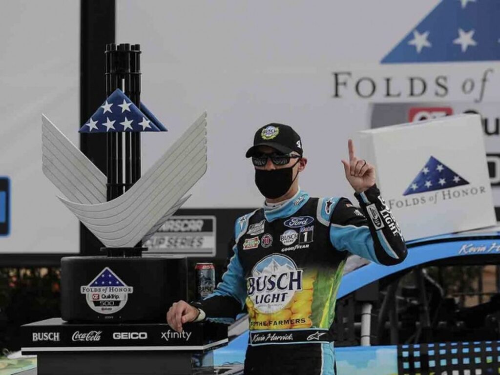 Kevin Harvick conquista la Nascar en Atlanta