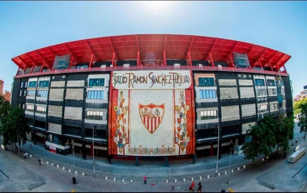 LaLiga arranca con un derbi sevillano silencioso