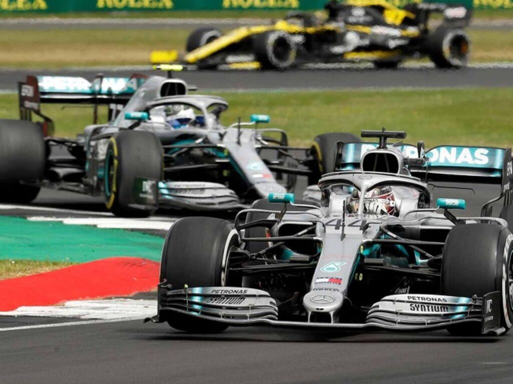 Mercedes tendrá test privados en Silverstone