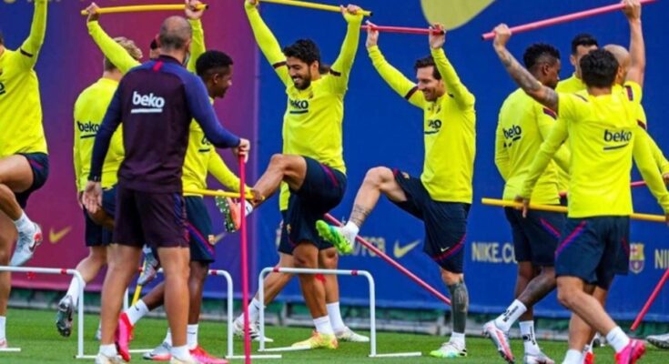 Messi vuelve a entrenar junto a sus compañeros