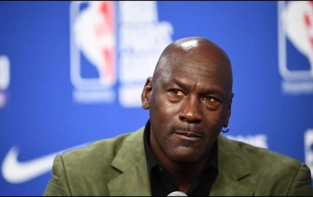 Michael Jordan dona 100 millones de dólares para igualdad racial