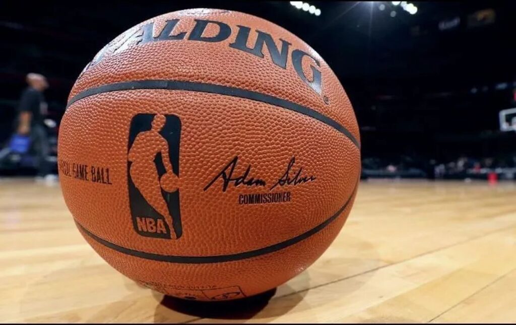 NBA fija fechas para terminar la temporada