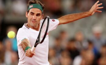 Operan a Federer de la rodilla; regresará a jugar en 2021