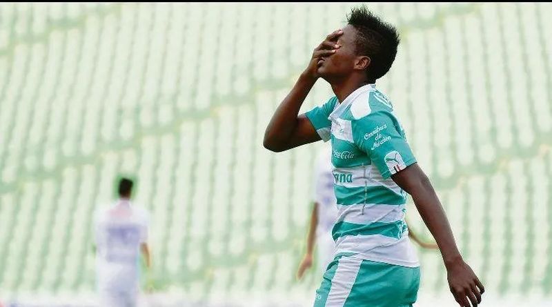 Santos habría renovado a Joao Maleck, preso en Puente Grande