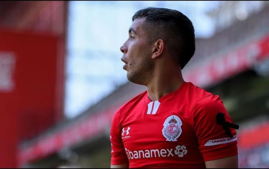 Tigres pide que no se acerquen a Leo Fernández