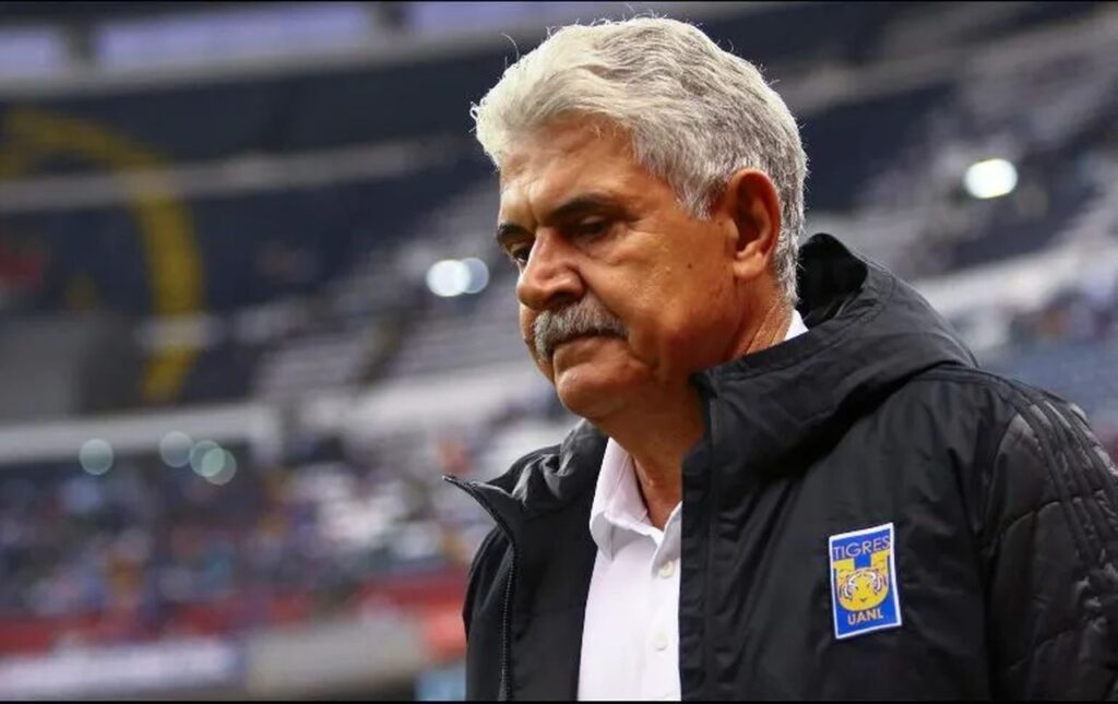 ”Tuca” Ferretti podría salir de Tigres