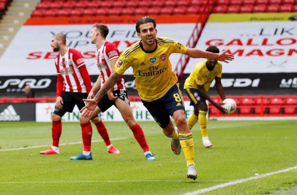 Victoria agónica pone al Arsenal en semifinales de la FA Cup