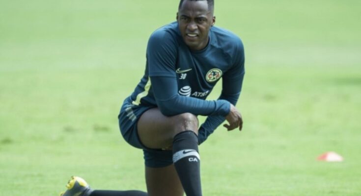 América sigue buscando acomodo para Renato Ibarra