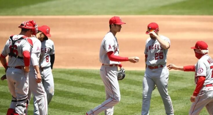 Atléticos de Oakland echan a perder el debut de Ohtani en la loma Atléticos de Oakland echan a perder el debut de Ohtani en la loma