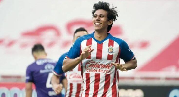 Chivas debuta en casa ante León