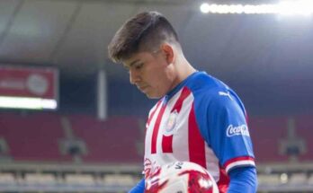 Chivas aísla a ‘Chofis’ López por síntomas de coronavirus