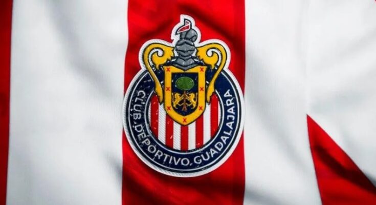 Chivas presenta sus uniformes para el Guardianes 2020; debutan el sábado 25 de julio
