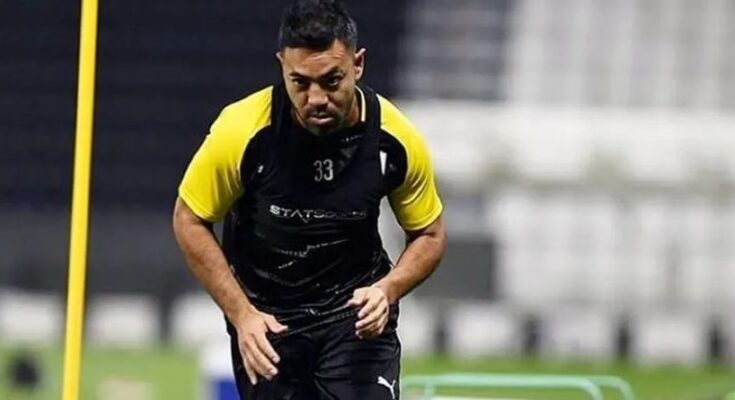 Chivas y Cruz Azul van por Marco Fabián Chivas y Cruz Azul van por Marco Fabián