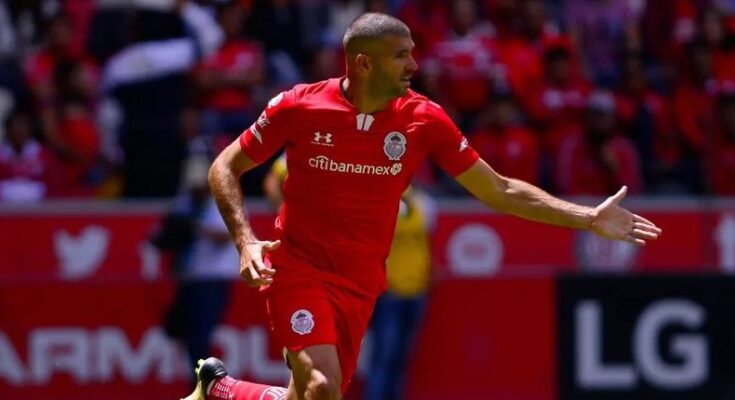 Emmanuel “Puma” Gigliotti llega al León Emmanuel “Puma” Gigliotti llega al León