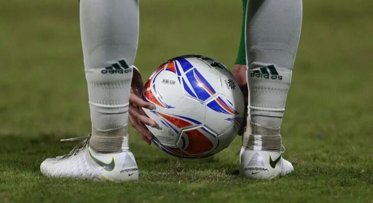 En España organizan un partido de futbol entre contagiados de Covid-19 vs Negativos