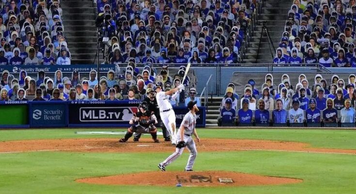 Hernández se viste de estrella de Dodgers en Día de Apertura