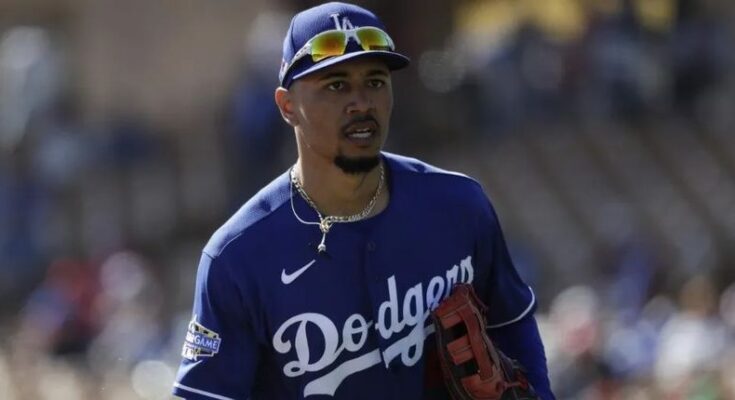 Mookie Betts renueva con los Dodgers de Los Ángeles Mookie Betts renueva con los Dodgers de Los Ángeles