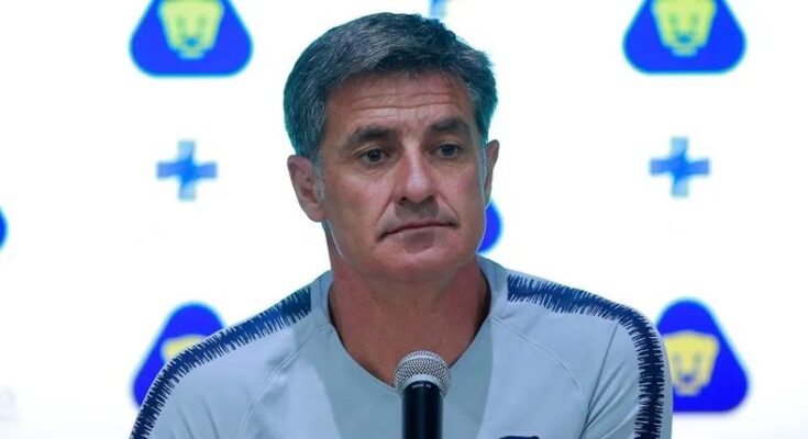 Míchel González deja la dirección técnica de Pumas a 3 días de su debut en el torneo Míchel González deja la dirección técnica de Pumas a 3 días de su debut en el torneo