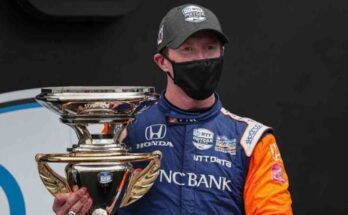 Scott Dixon triunfa con público en la IndyCar