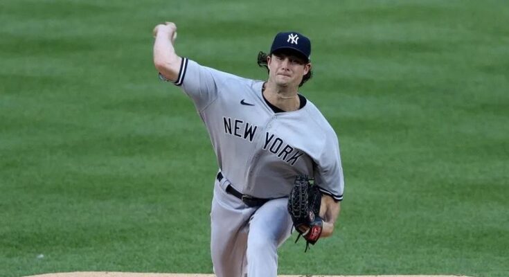 Yankees ganan su primer juego de la temporada ante Nacionales