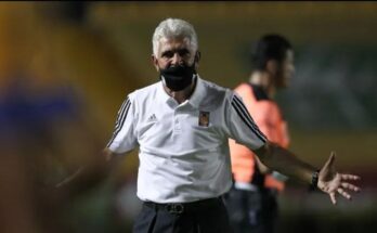 Afición de Tigres exige la salida del “Tuca” Ferretti
