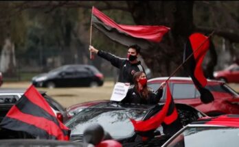Aficionados en Rosario piden la vuelta de Messi a Newell’s