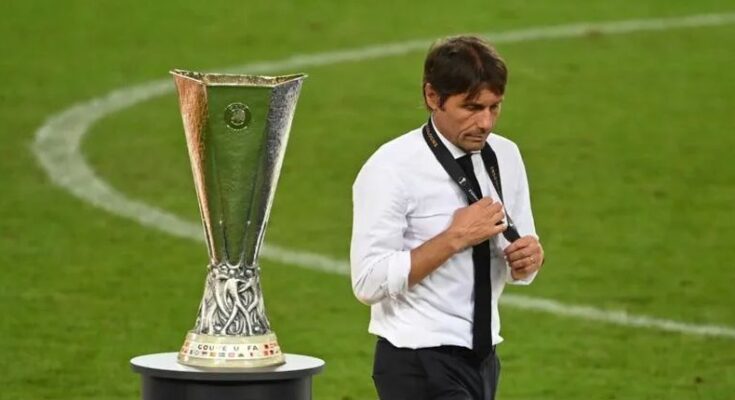 Antonio Conte adelanta su adiós del Inter