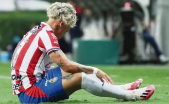 Chivas cae; afición pide salida de Tena