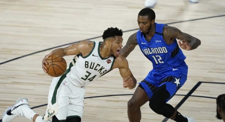 Giannis luce dominante y Bucks empatan serie