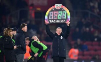 La Premier League vuelve al máximo de tres cambios por partido