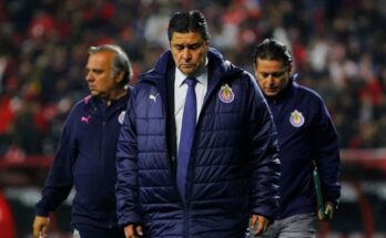 Luis Fernando Tena es cesado de Chivas