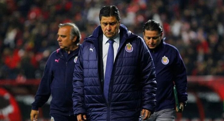 Luis Fernando Tena es cesado de Chivas