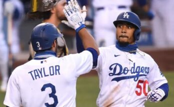 Mookie Betts batea tres jonrones e iguala récord de Grandes Ligas