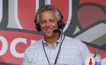 Narrador lanza insulto homofóbico durante partido; lo suspenden