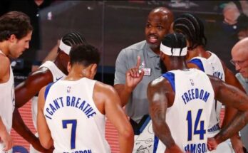 Pacers de Indiana despiden a su entrenador por derrota en playoffs