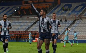 Pachuca gana de último minuto con gol de Víctor Guzmán
