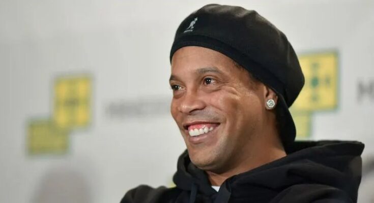 Ronaldinho podría quedar en libertad el 24 de agosto Ronaldinho podría quedar en libertad el 24 de agosto