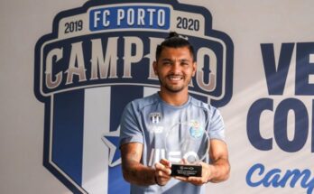 “Tecatito” Corona, nombrado MVP de la temporada en Portugal