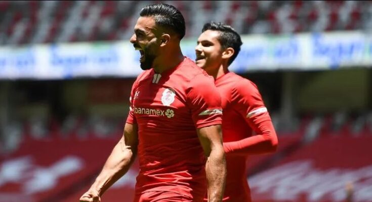 Toluca le quita el invicto a Tigres Toluca le quita el invicto a Tigres