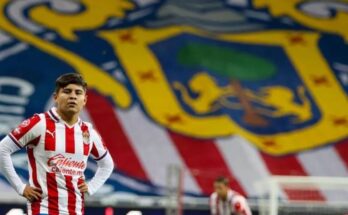 ”Chofis” López no va con Chivas ante Necaxa