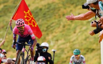 Colombiano Daniel Martínez se impone en la fuga